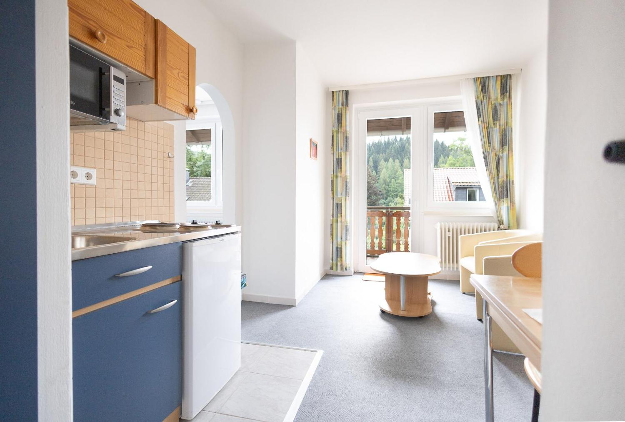 Apartmenthaus Am Waldrand- Kueche - Fruehstueck - Balkon วิลเดอมานน์ ภายนอก รูปภาพ