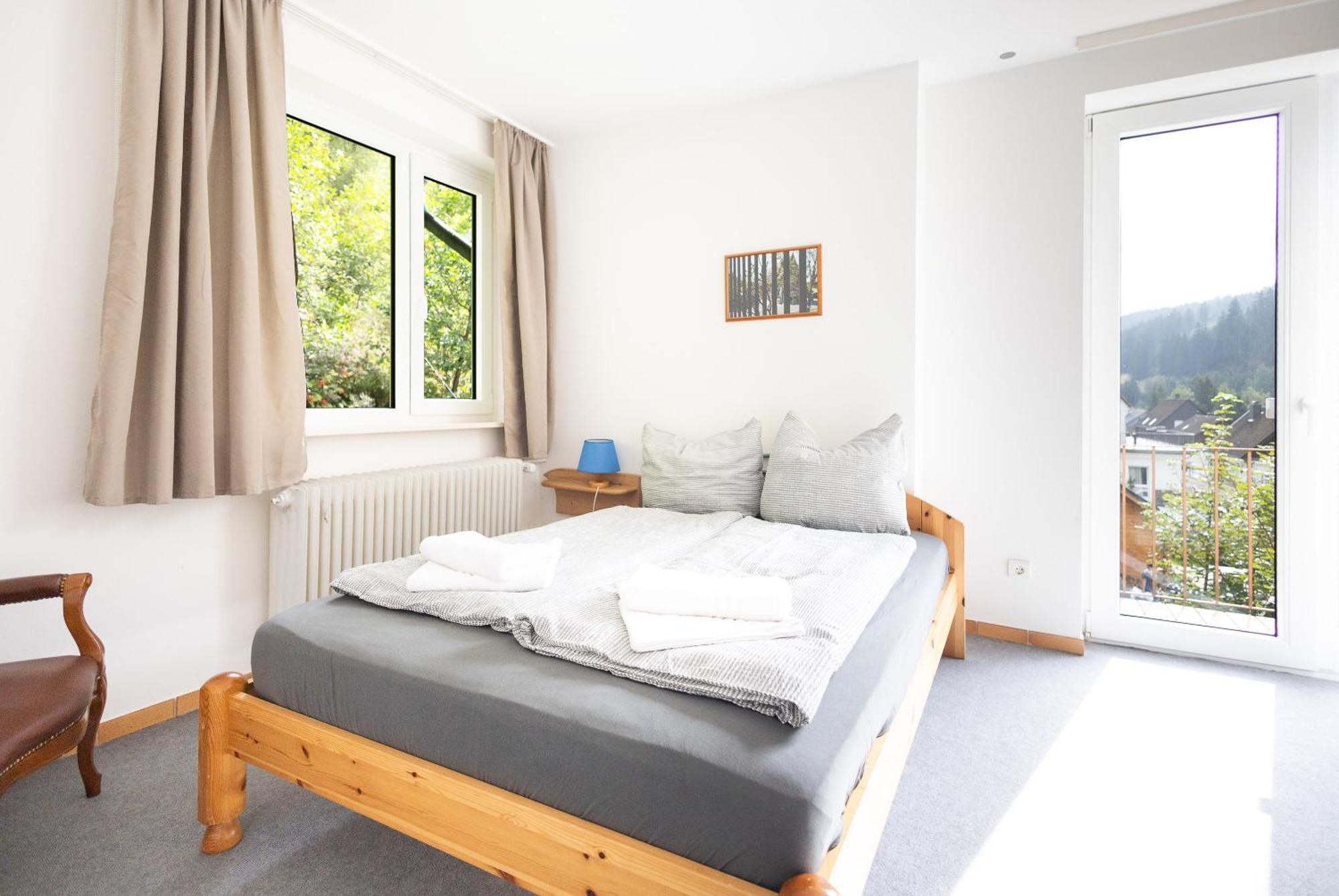 Apartmenthaus Am Waldrand- Kueche - Fruehstueck - Balkon วิลเดอมานน์ ภายนอก รูปภาพ