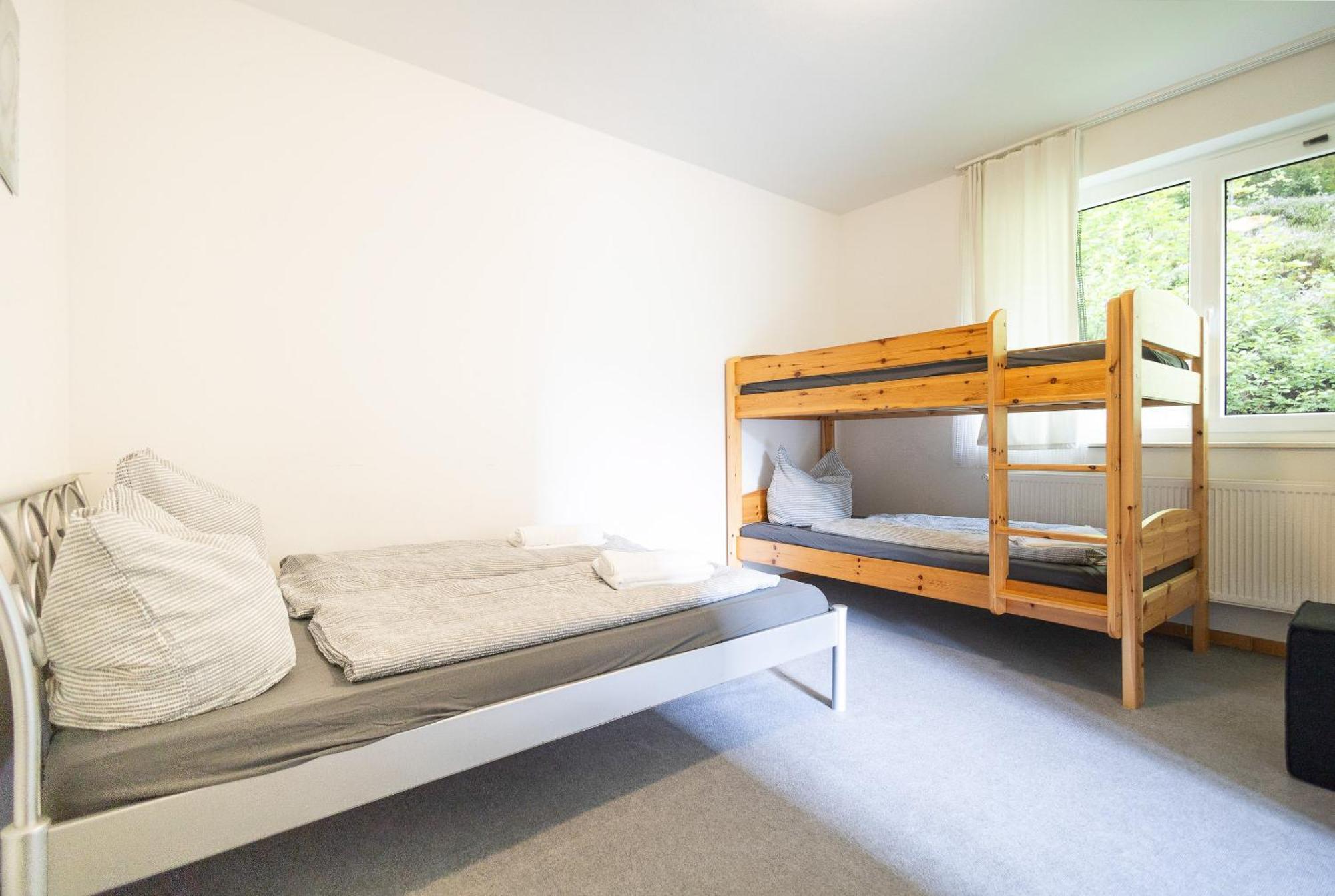 Apartmenthaus Am Waldrand- Kueche - Fruehstueck - Balkon วิลเดอมานน์ ภายนอก รูปภาพ