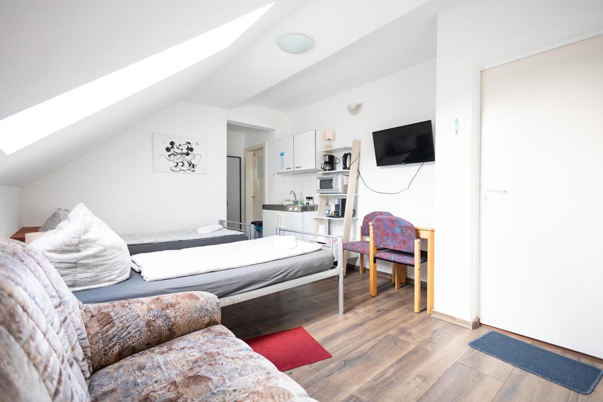 Apartmenthaus Am Waldrand- Kueche - Fruehstueck - Balkon วิลเดอมานน์ ภายนอก รูปภาพ
