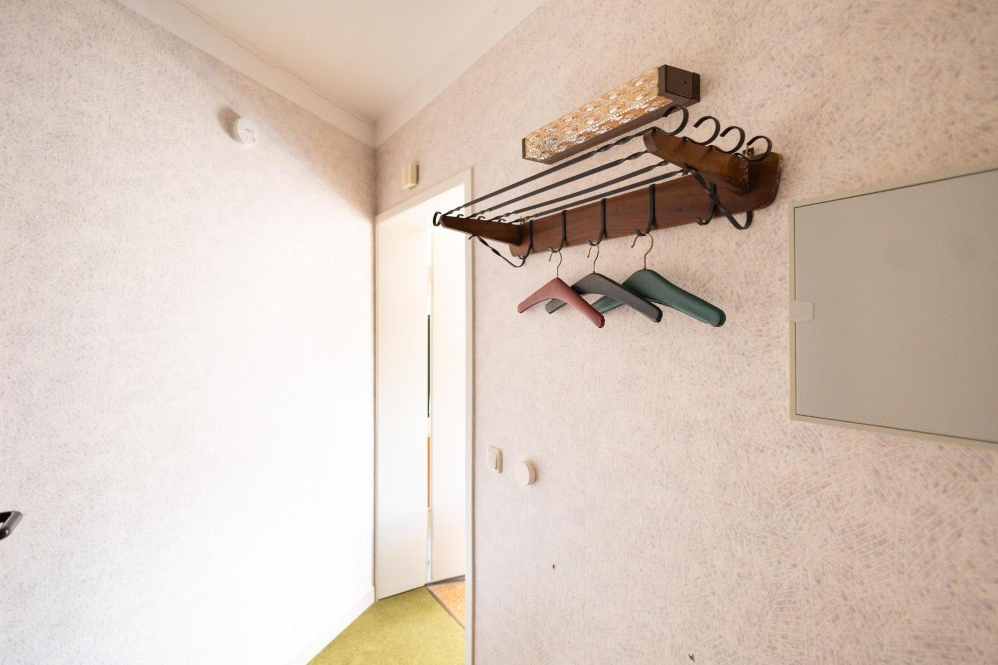 Apartmenthaus Am Waldrand- Kueche - Fruehstueck - Balkon วิลเดอมานน์ ภายนอก รูปภาพ